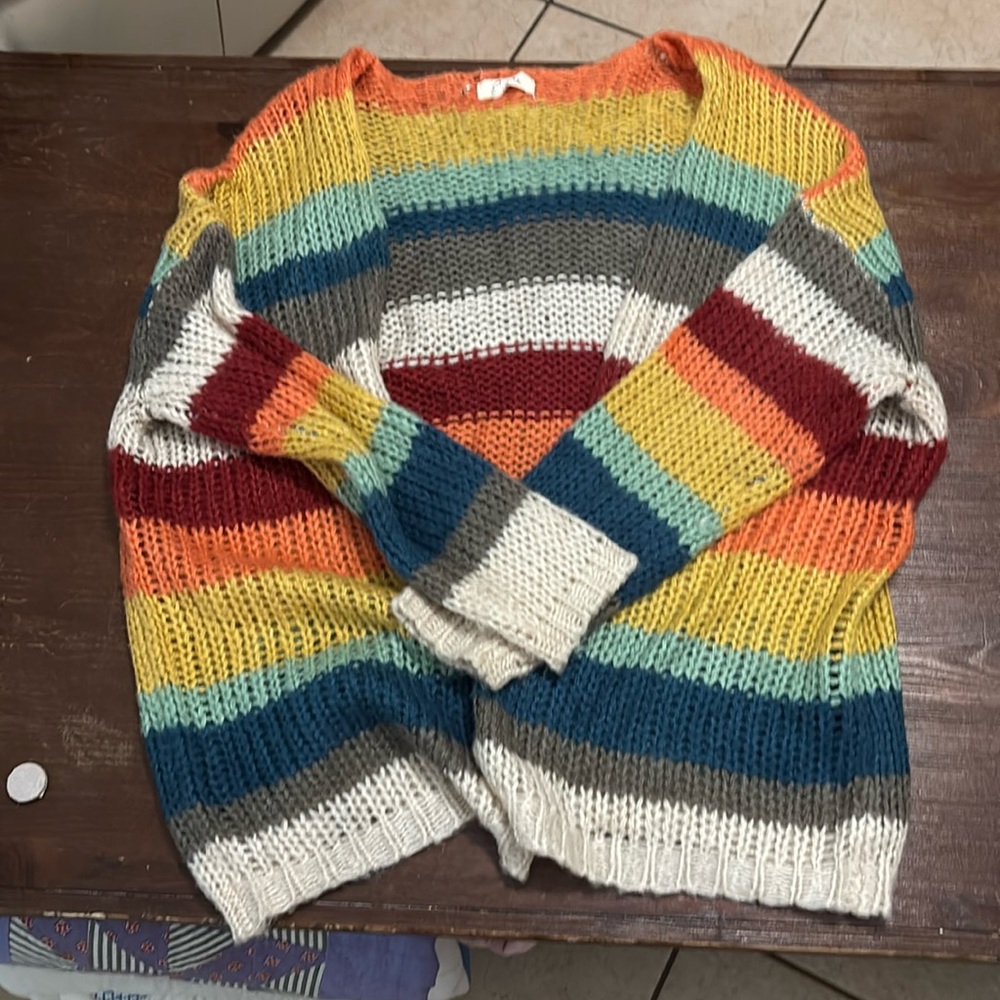 Elan sweater